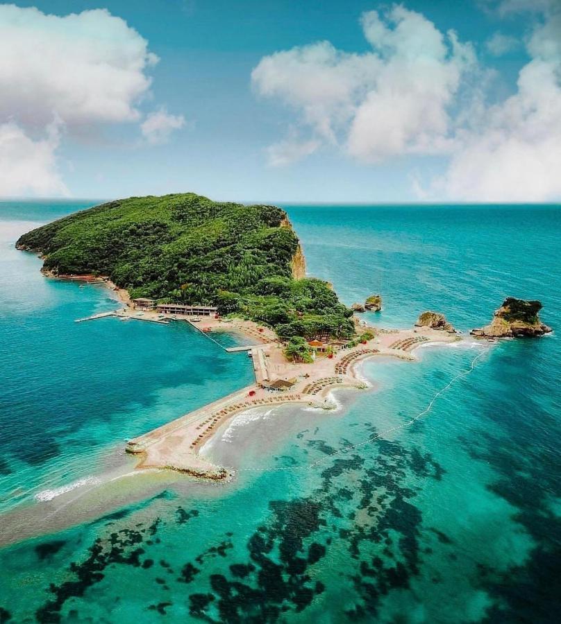 23 * Budva